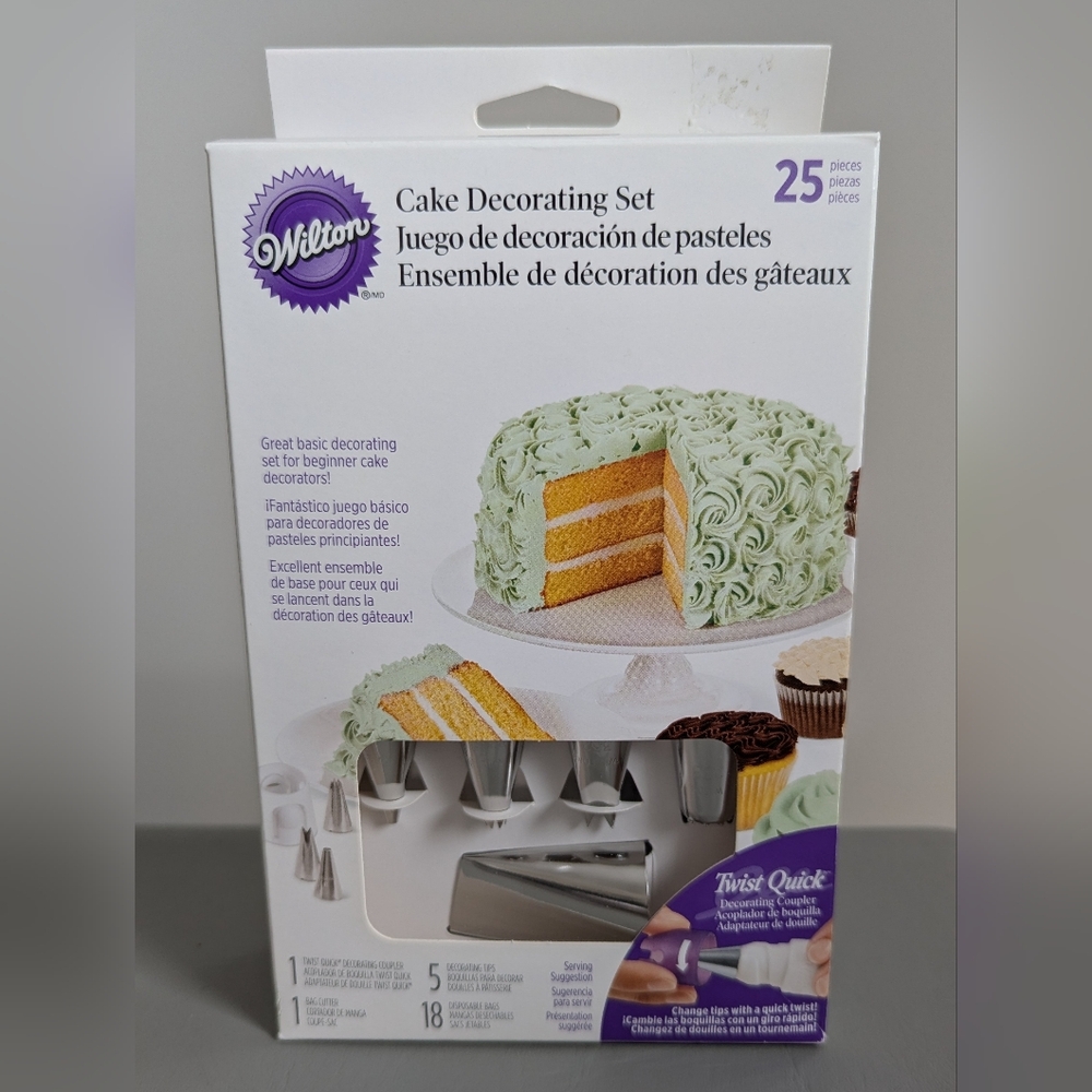 Wilton Cake Decorating Set